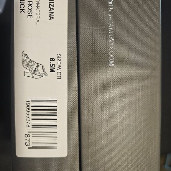 Vince Camuto Red Rose Strappy Suede Block Heels - Picture 9 of 9